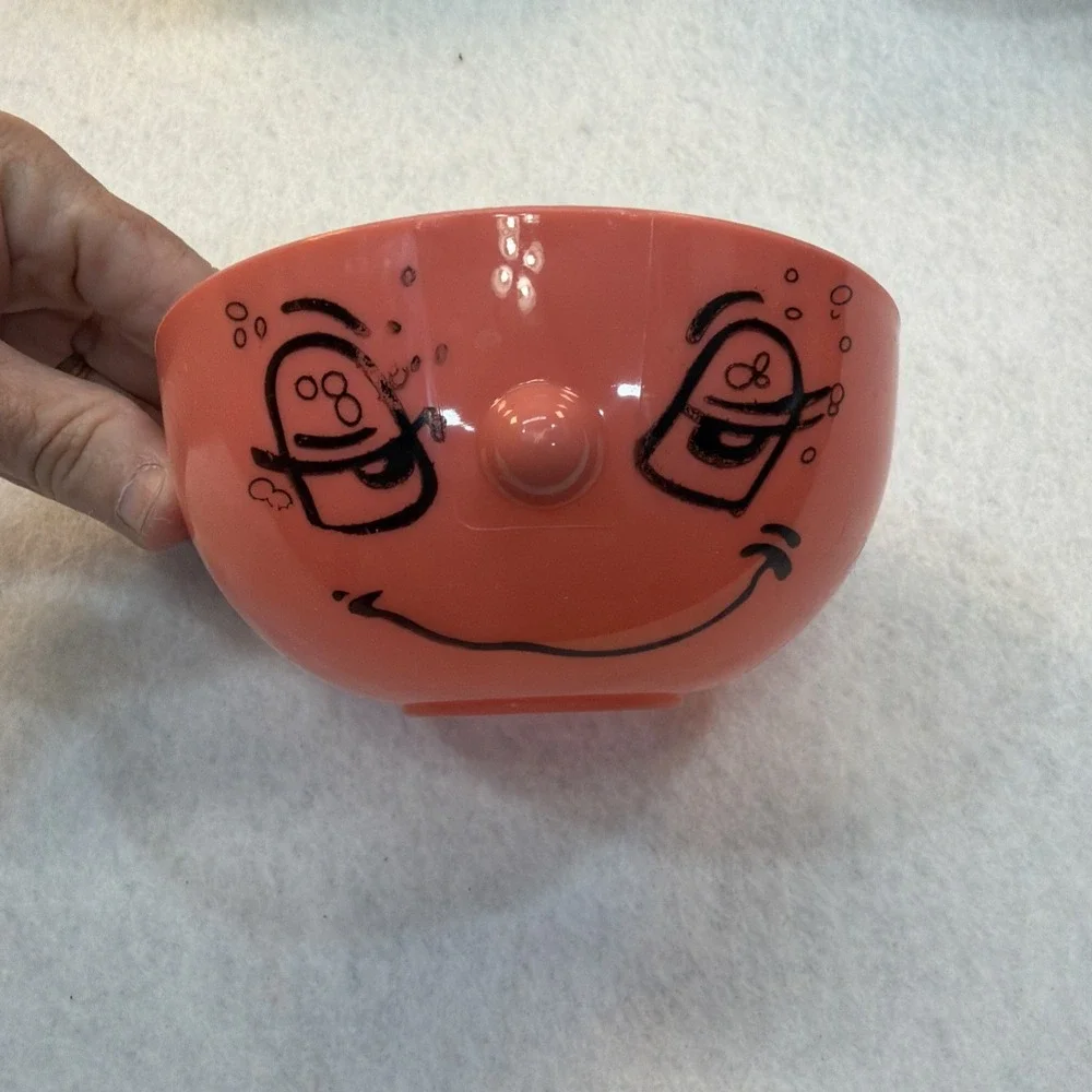 3D Funny Faces‎ Plastic Cereal Bowls Set Of 4 - Blue, Pink, Yellow, Green